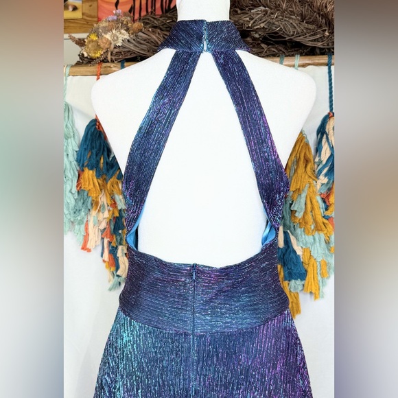 Betsy & Adam Metallic Halter Gown Blue Purple Iridescent Formal Dress - Picture 9 of 16